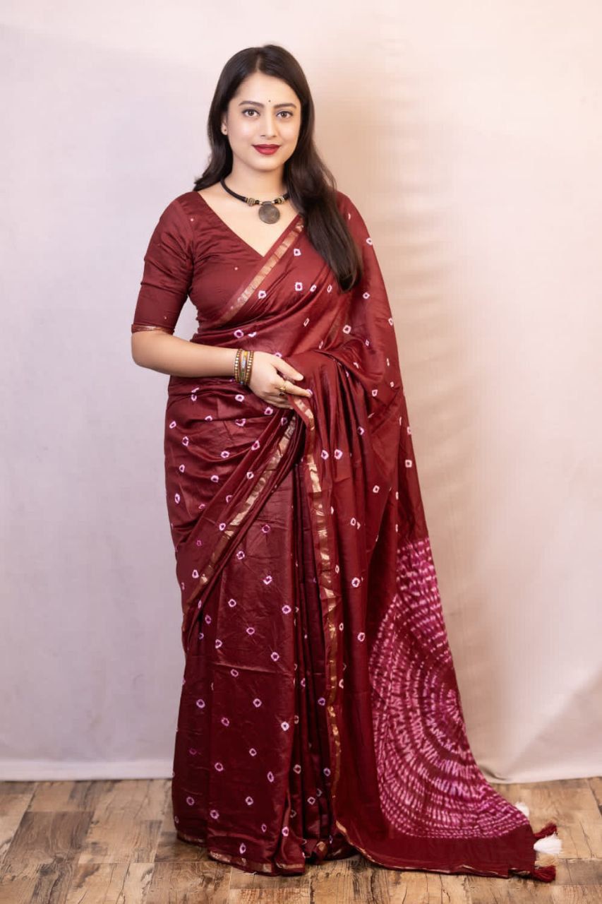 Vaishnavi Sadiya– Royal Purple Bandhani Saree